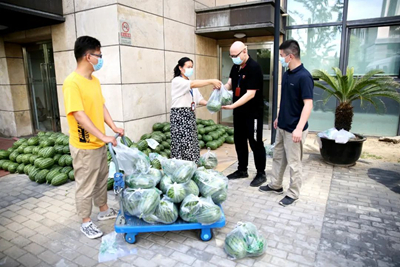 【關愛員工】送清涼！公司工會為你解暑降溫.jpg